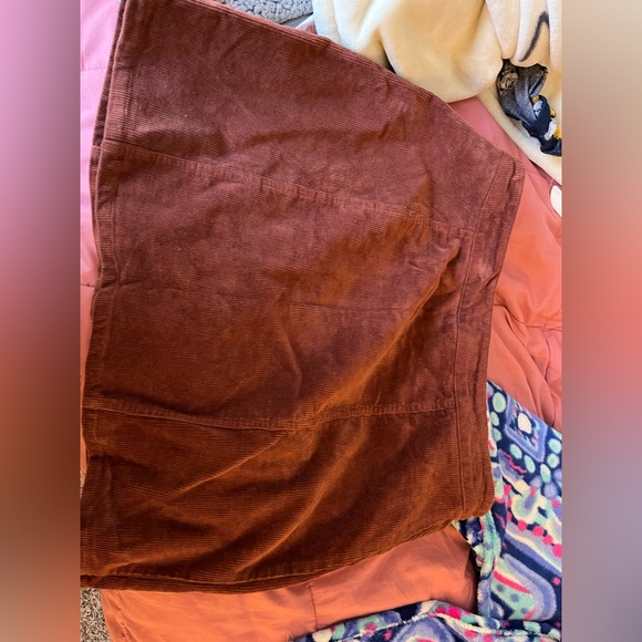 Corduroy brown button skirt - Picture 6 of 7